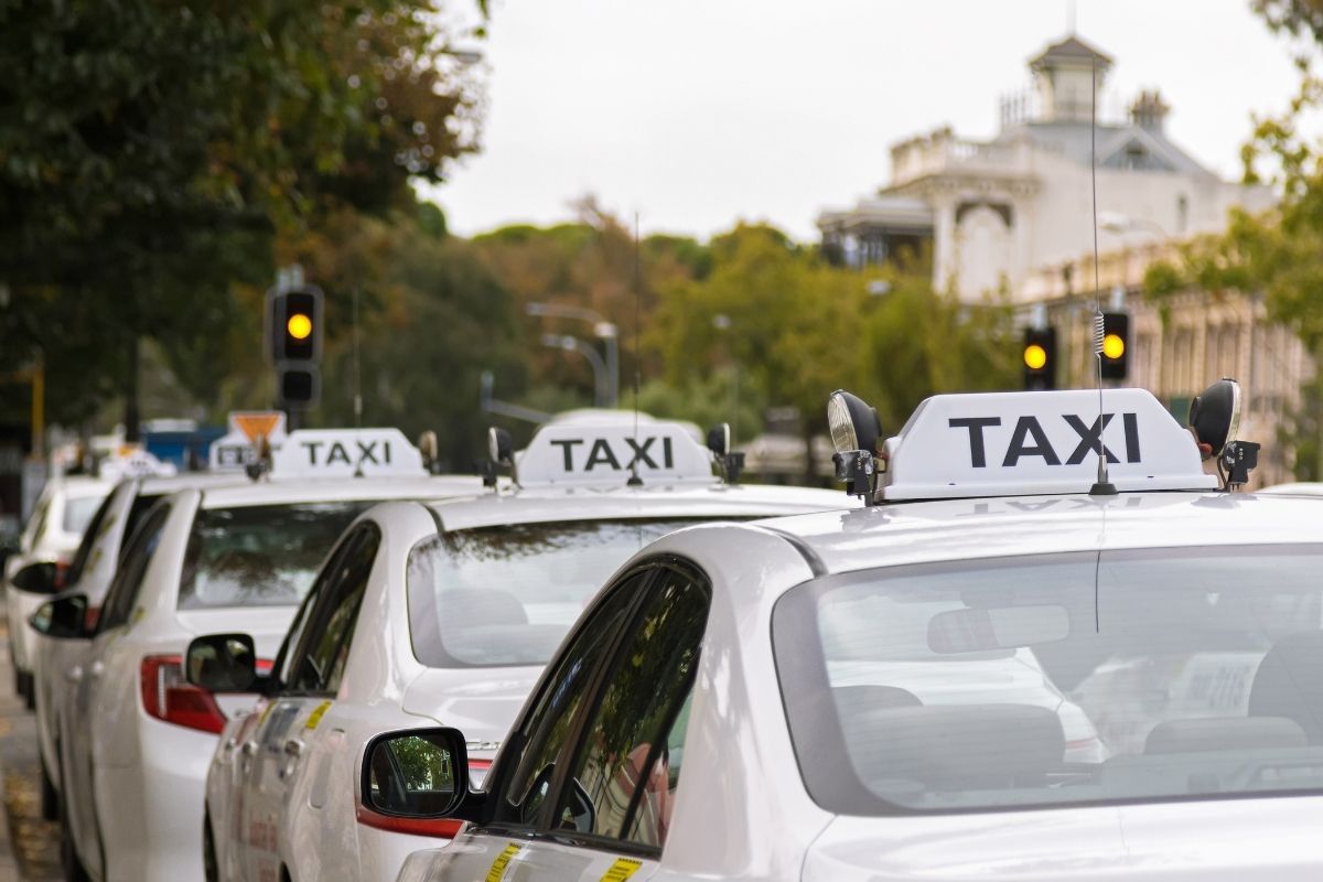 Postój taksówek w Mielcu